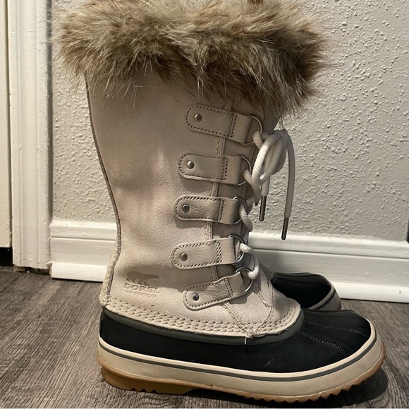 Sorel Joan of Arctic Faux Fur Waterproof Snow Boot - Picture 12 of 12